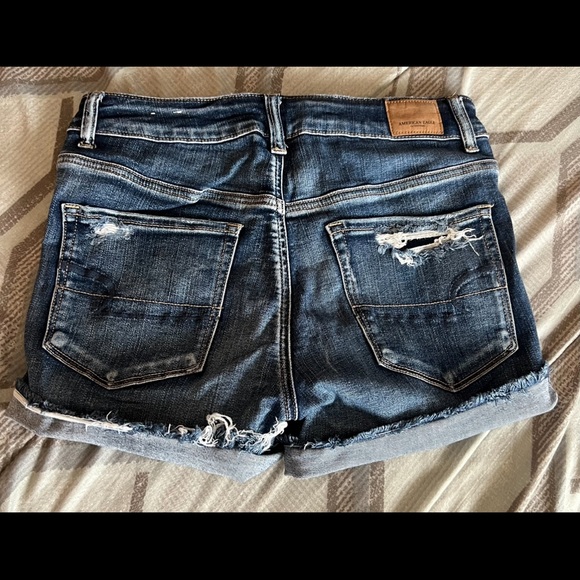 American Eagle Hi-Rise Shortie - Picture 2 of 3